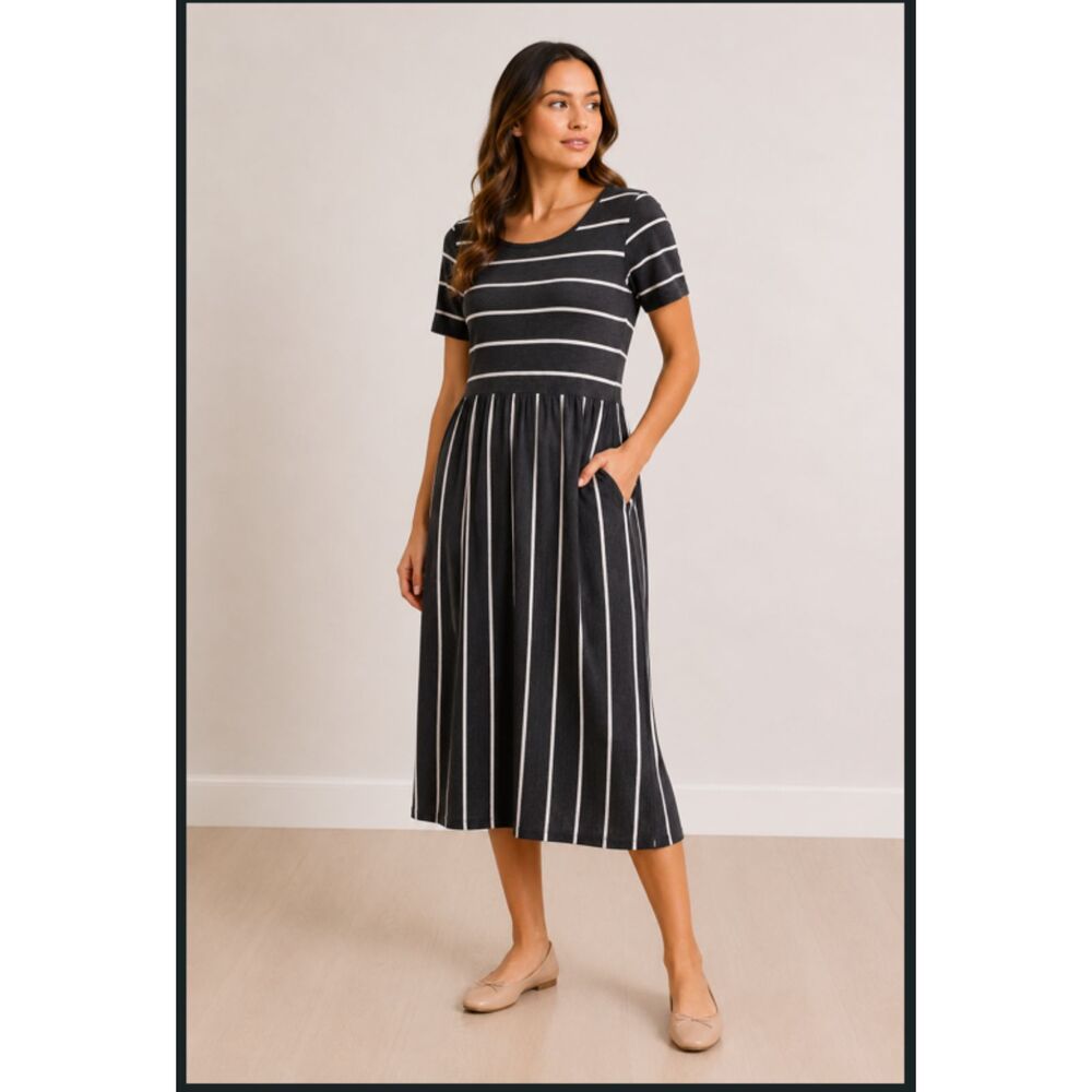 Hailey & Co Black White Striped Short Sleeve Pocket Dress Size Large